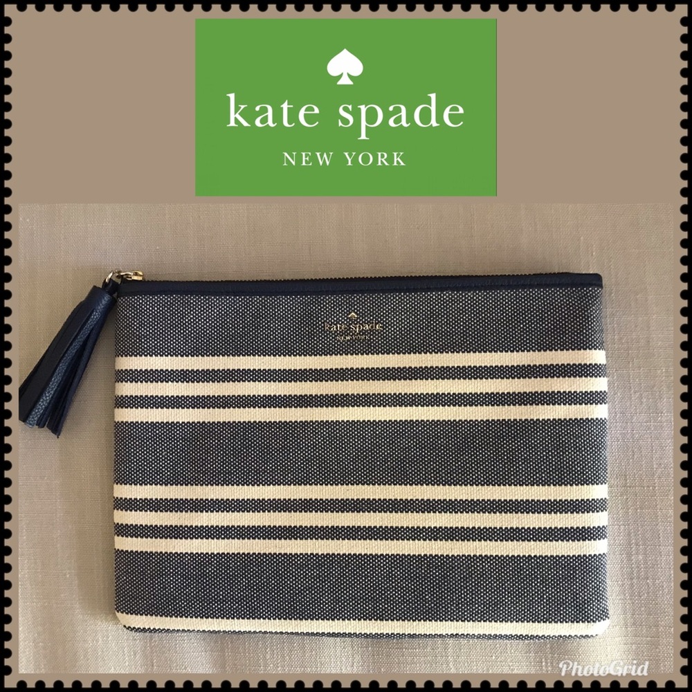 Kate ♠️ Spade Larchmont Stripe Navy Gia Clutch - Picture 1 of 8